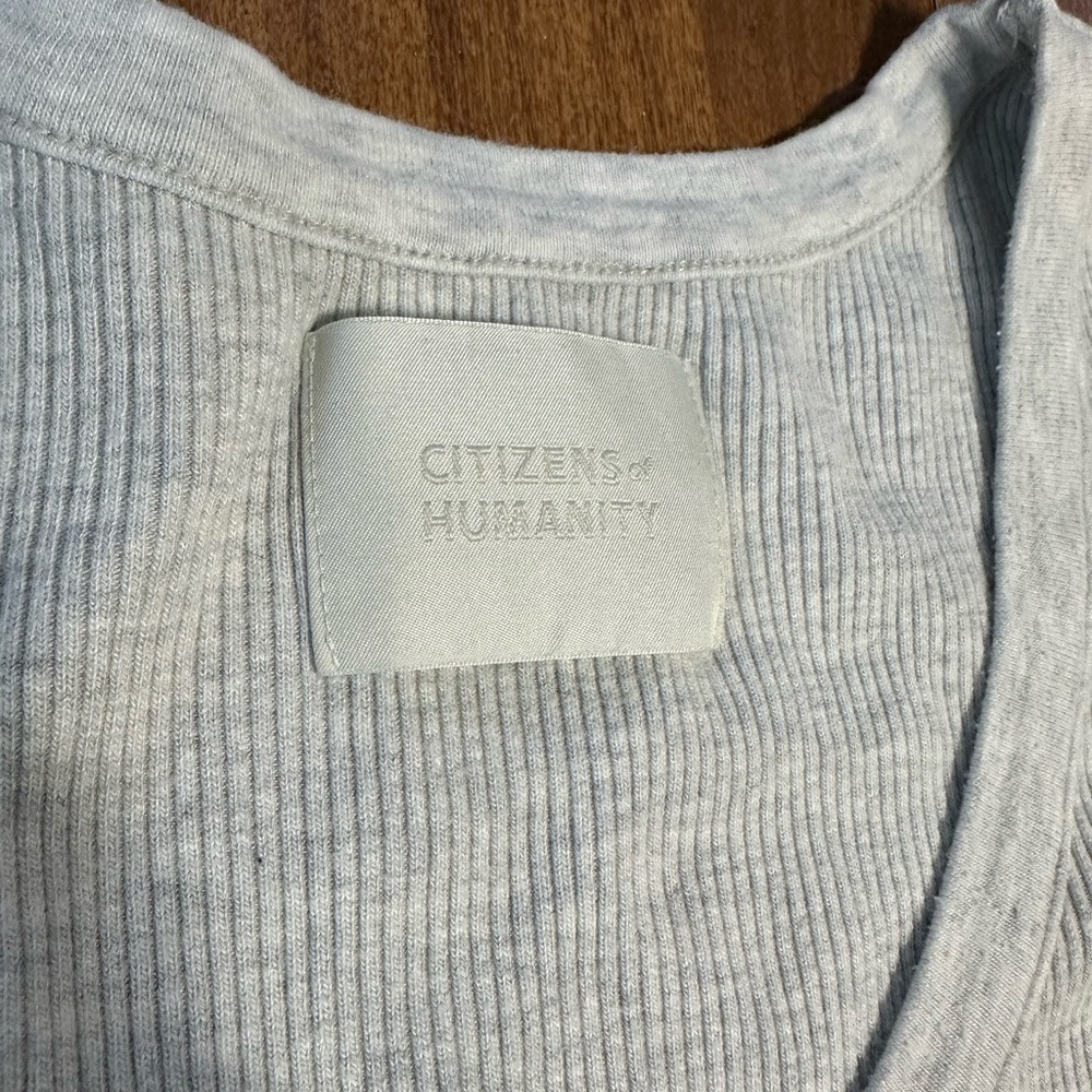Citizens Of Humanity Lima Heather Gray Scoop Neck Tee - Picture 5 of 9